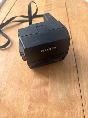 Vintage Polaroid Sun 660 Autofocus 600 Series Instant Land Camera